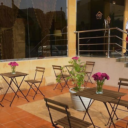 Gold Inn Hotel Эль-Хубар Экстерьер фото