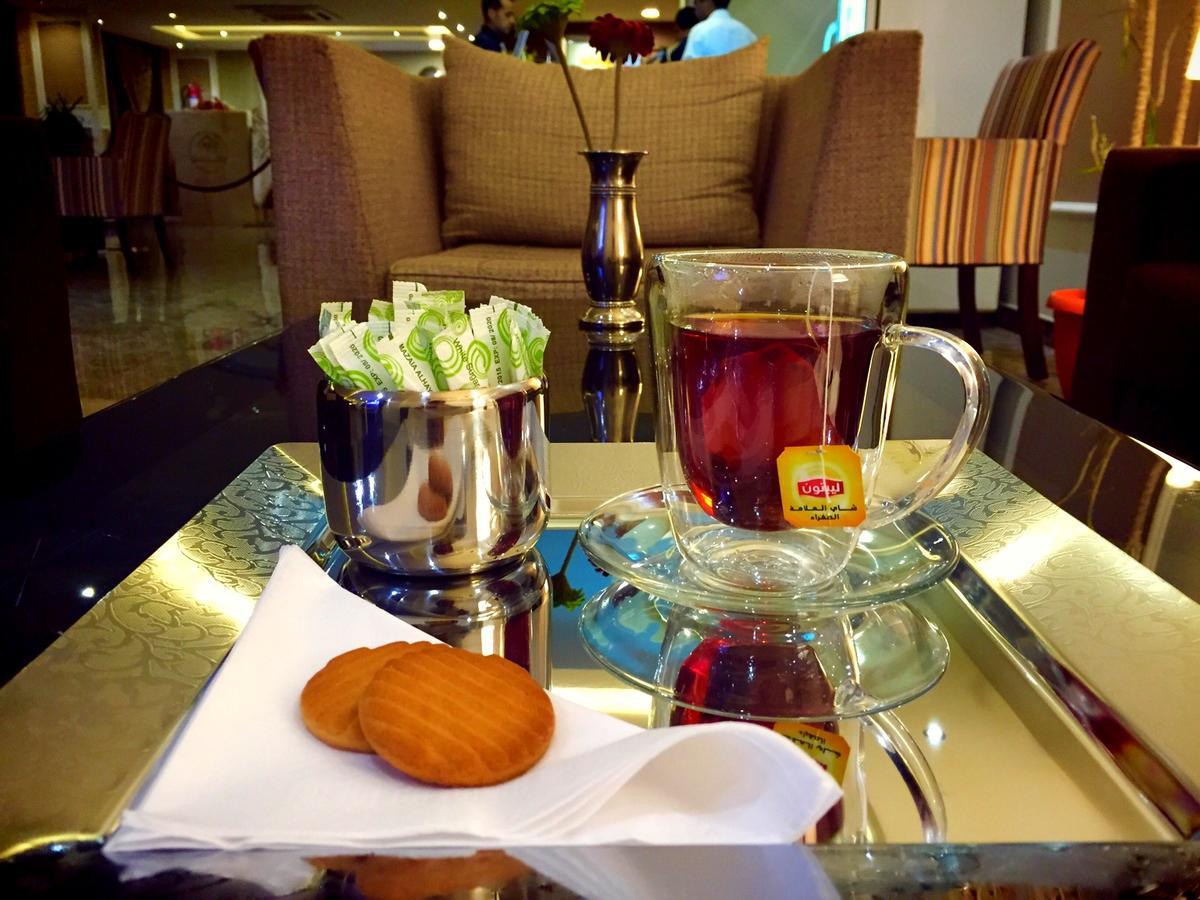 Gold Inn Hotel Эль-Хубар Экстерьер фото
